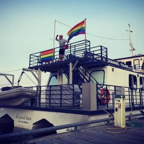 Boat Cruise (19+) 7