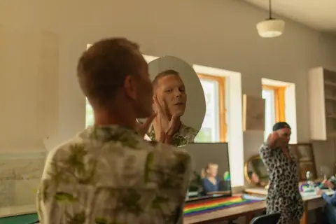 Express Yourself Makeup Tutorial at Pride Manitoulin, 2024