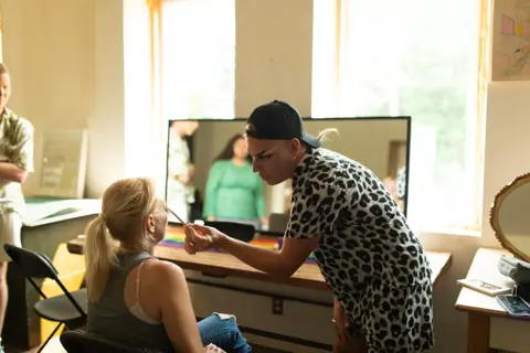 Express Yourself Makeup Tutorial at Pride Manitoulin, 2024