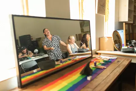 Express Yourself Makeup Tutorial at Pride Manitoulin, 2024